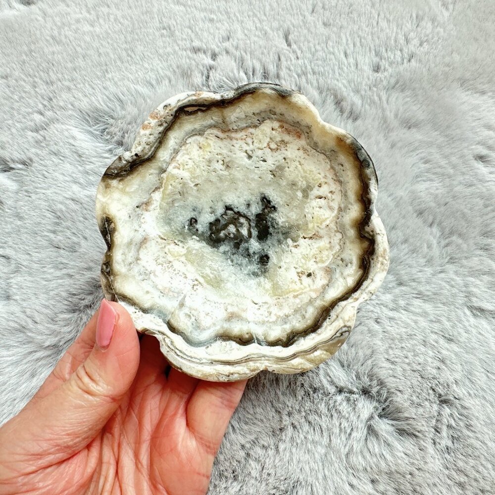 New Beautiful Small Mexican Zebra Onyx/Calcite Flower Bowl/Dish